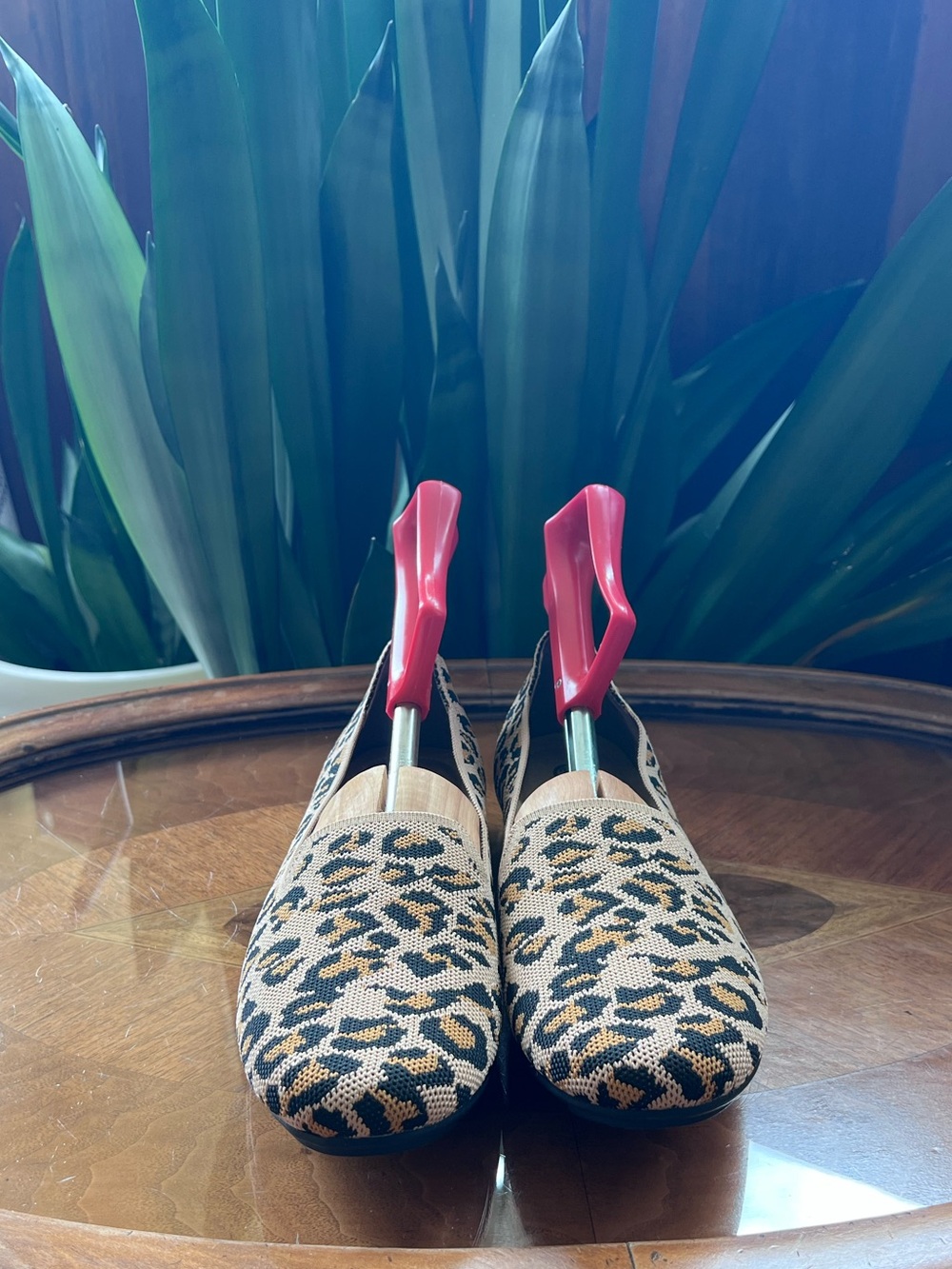 NWOT Bella Vita Cheetah Print Flats 10M
